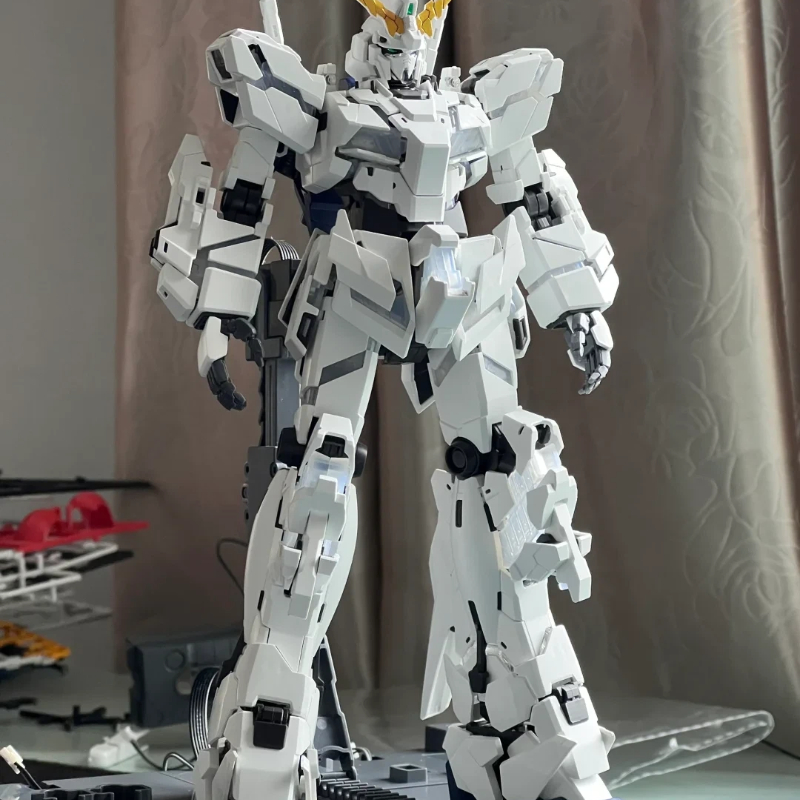 MGEX 1/100 Unicorn Gundam Acti - Model Kit Eva recensie en prijs